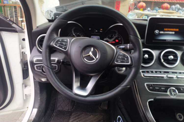 Used Mercedes-Benz C-Class 2016 C 200 L Sport Edition Steering Wheel