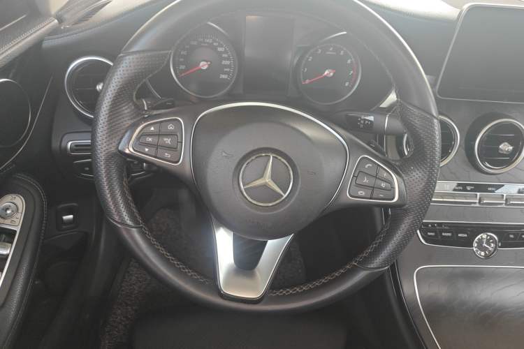 Used Mercedes-Benz C-Class 2016 C 180 L Sport Edition Steering Wheel