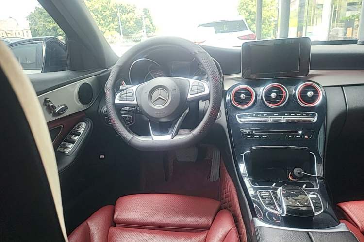Used Mercedes-Benz C-Class 2016 C 200 Sport Edition Steering Wheel