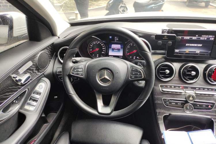 Used Mercedes-Benz C-Class 2016 C 200 L Sport Edition Steering Wheel