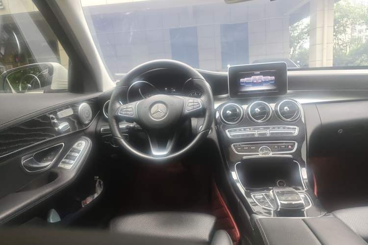 Used Mercedes-Benz C-Class 2016 C 200 L Sport Edition Steering Wheel