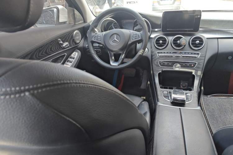 Used Mercedes-Benz C-Class 2016 C 180 L Sport Edition Steering Wheel