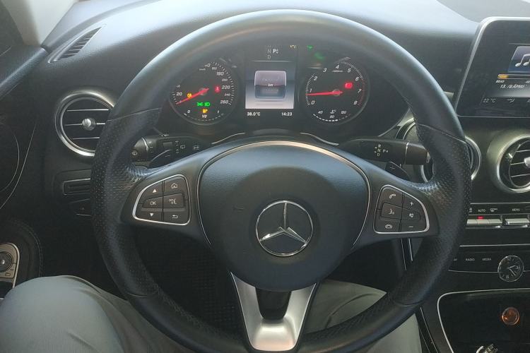 Used Mercedes-Benz C-Class 2016 C 180 Estate Steering Wheel