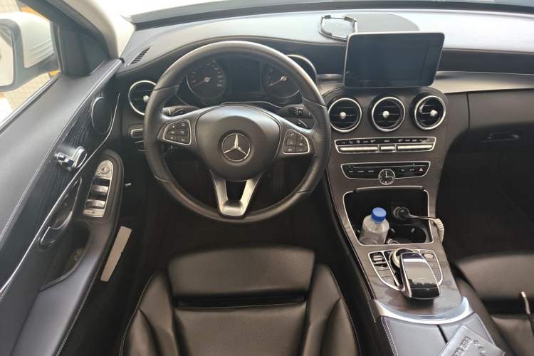 Used Mercedes-Benz C-Class 2016 C 180 L Sport Edition Steering Wheel