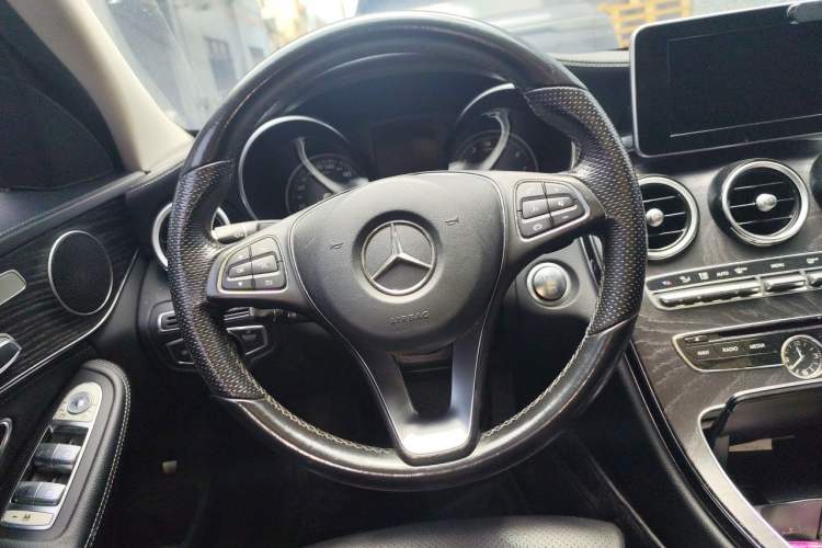 Used Mercedes-Benz C-Class 2016 C 200 L Sport Edition Steering Wheel
