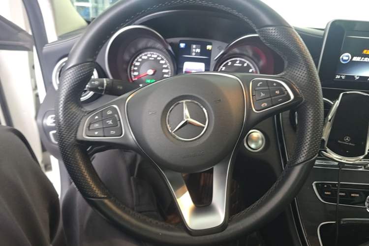 Used Mercedes-Benz C-Class 2016 C 200 L Sport Edition Steering Wheel