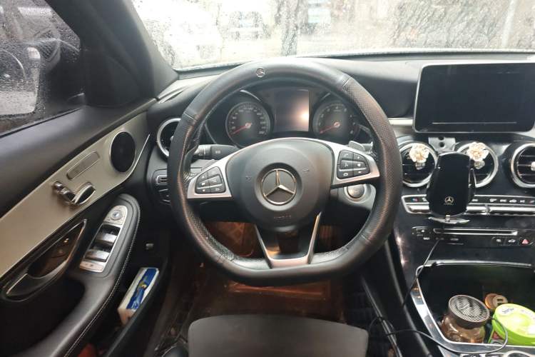 Used Mercedes-Benz C-Class 2016 C 200 Sport Edition 4MATIC Steering Wheel