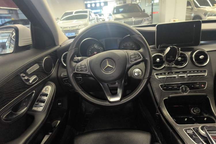 Used Mercedes-Benz C-Class 2016 C 200 L Sport Edition Steering Wheel