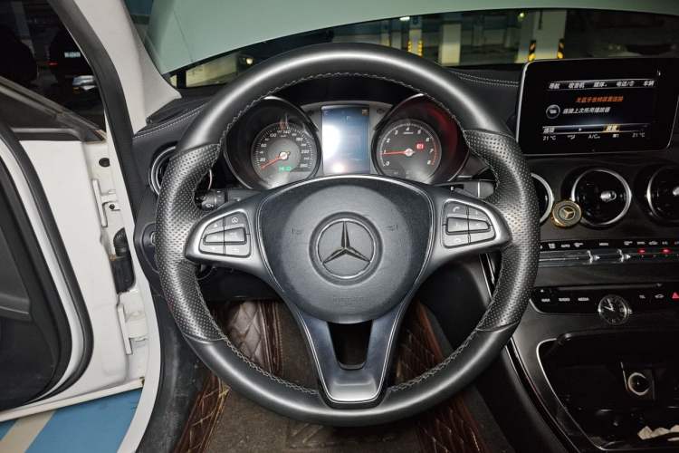 Used Mercedes-Benz C-Class 2016 C 180 L Sport Edition Steering Wheel