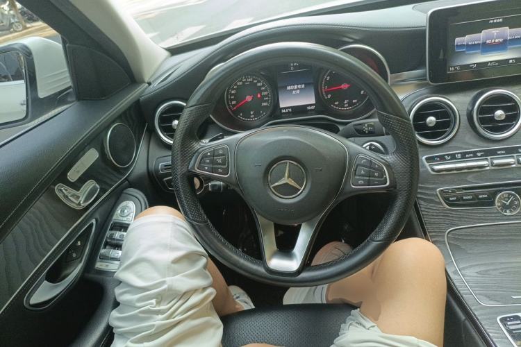 Used Mercedes-Benz C-Class 2016 C 200 L Sport Edition Steering Wheel