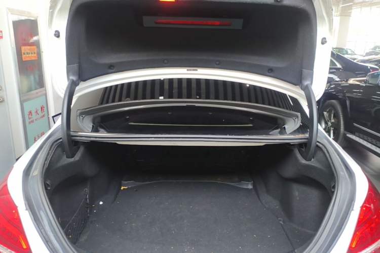 Used Mercedes-Benz C-Class 2016 C 180 L Sport Edition Trunk