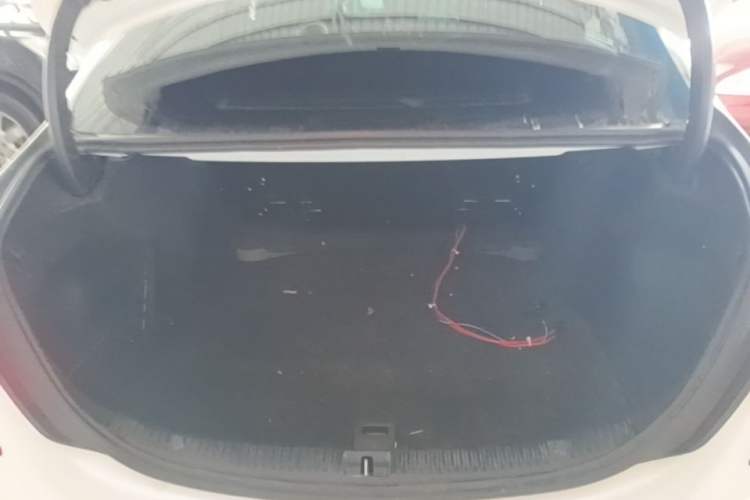 Used Mercedes-Benz C-Class 2016 C 200 L Sport Edition Trunk