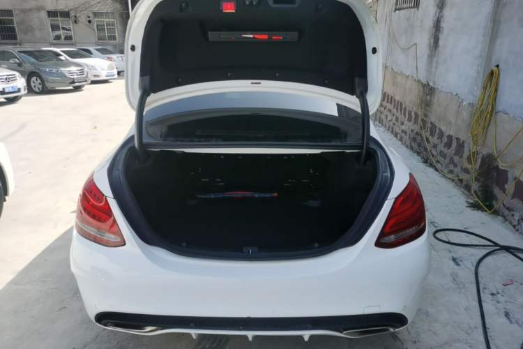 Used Mercedes-Benz C-Class 2016 C 200 L Sport Edition Trunk