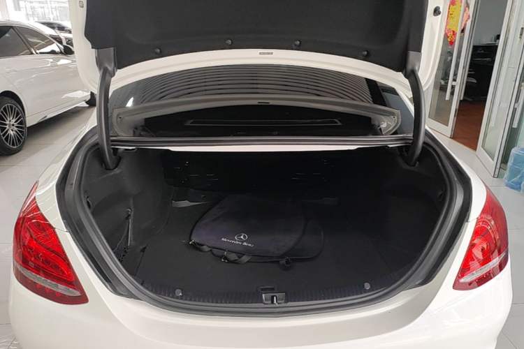 Used Mercedes-Benz C-Class 2016 C 180 L Trunk