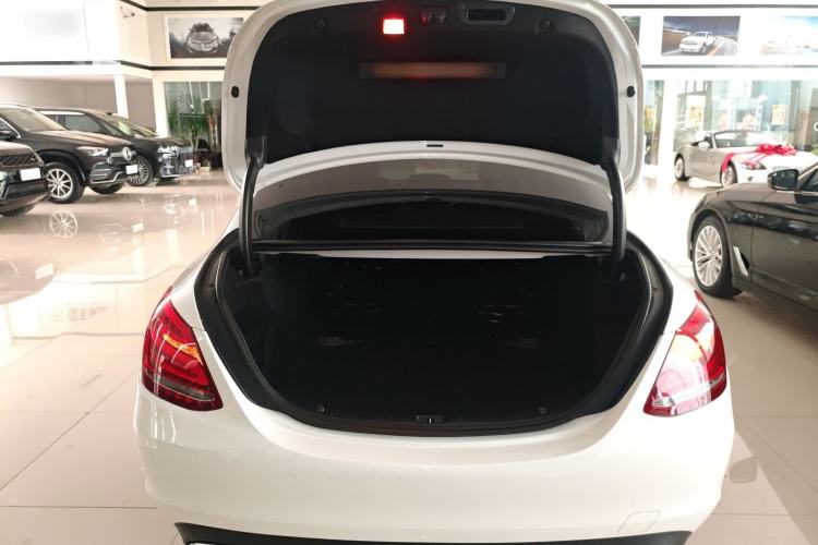 Used Mercedes-Benz C-Class 2016 C 200 L Trunk