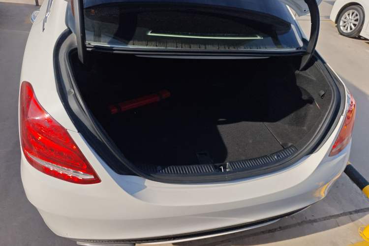 Used Mercedes-Benz C-Class 2016 C 180 L Sport Edition Trunk