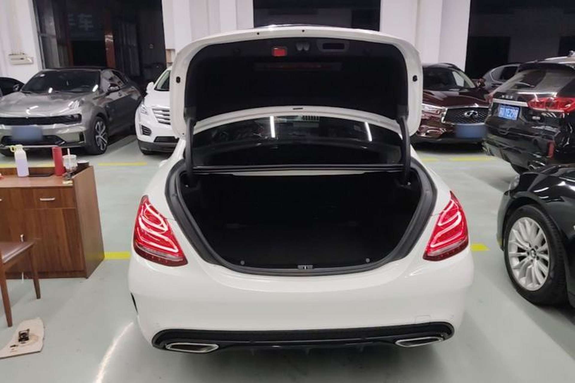 Used Mercedes-Benz C-Class 2016 C 200 Sport Edition Trunk