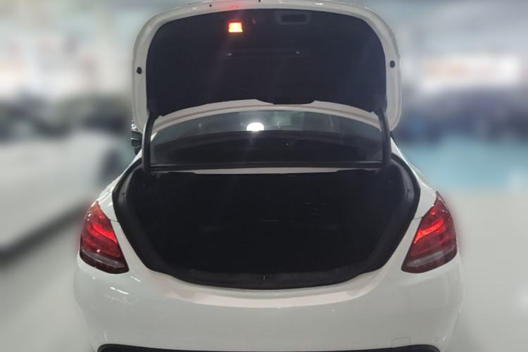 Used Mercedes-Benz C-Class 2016 C 200 Sport Edition Trunk