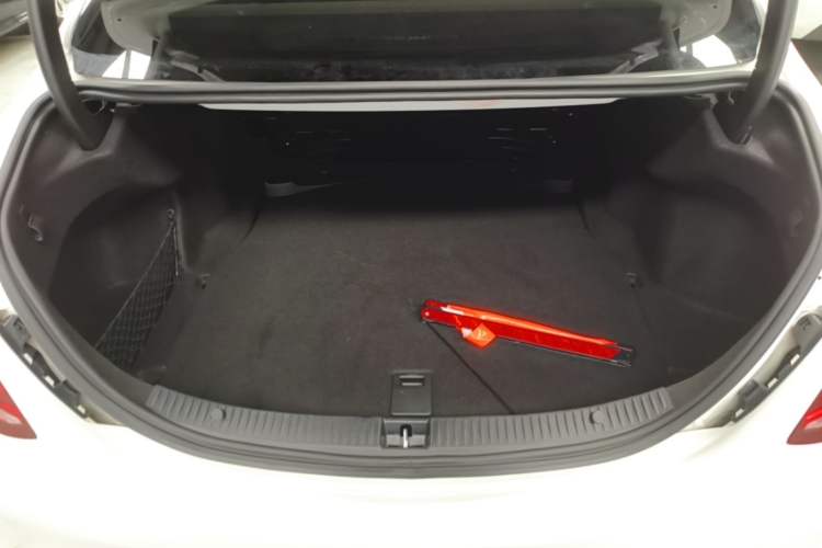 Used Mercedes-Benz C-Class 2016 C 200 Sport Edition Trunk