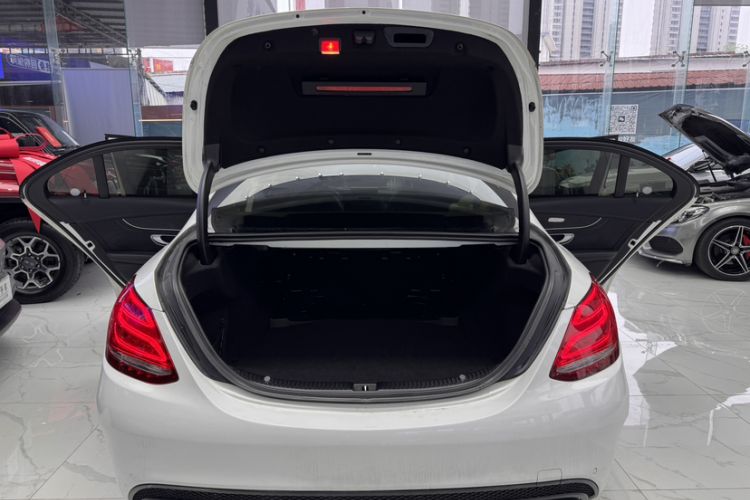 Used Mercedes-Benz C-Class 2016 C 200 L Sport Edition Trunk