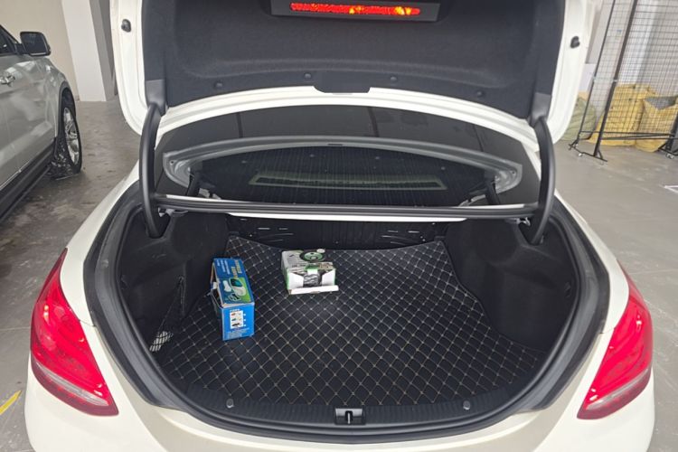Used Mercedes-Benz C-Class 2016 C 200 L Sport Edition Trunk