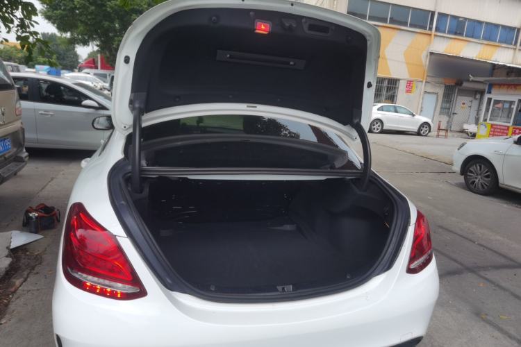 Used Mercedes-Benz C-Class 2016 C 200 Sport Edition Trunk