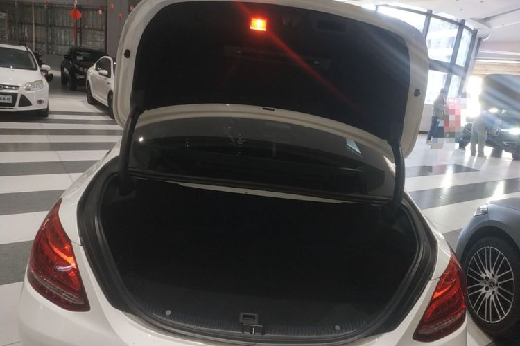 Used Mercedes-Benz C-Class 2016 C 200 L Trunk