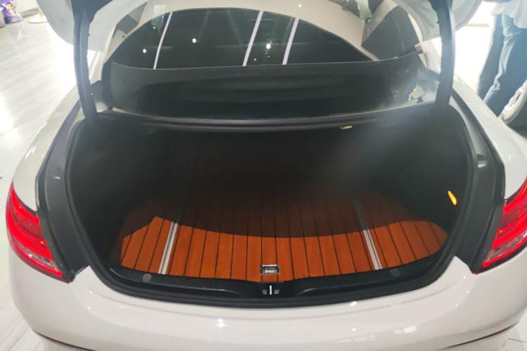 Used Mercedes-Benz C-Class 2016 C 200 Coupe Trunk