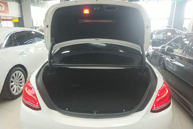 Used Mercedes-Benz C-Class 2016 C 200 L Sport Edition Trunk