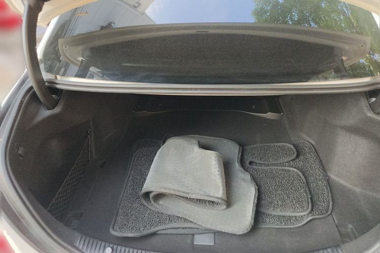 Used Mercedes-Benz C-Class 2016 C 200 Sport Edition Trunk