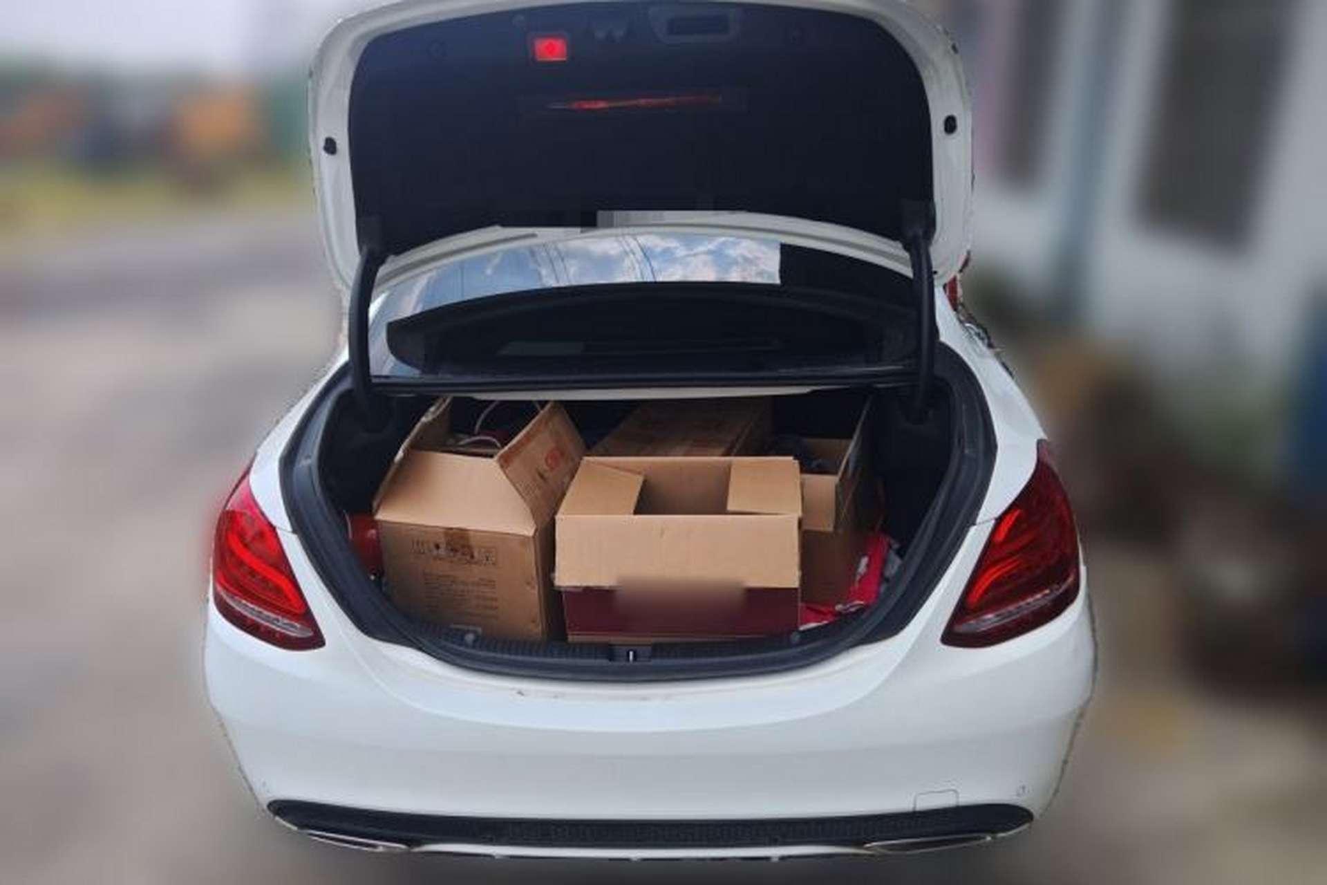 Used Mercedes-Benz C-Class 2016 C 200 L 4MATIC Sport Edition Trunk