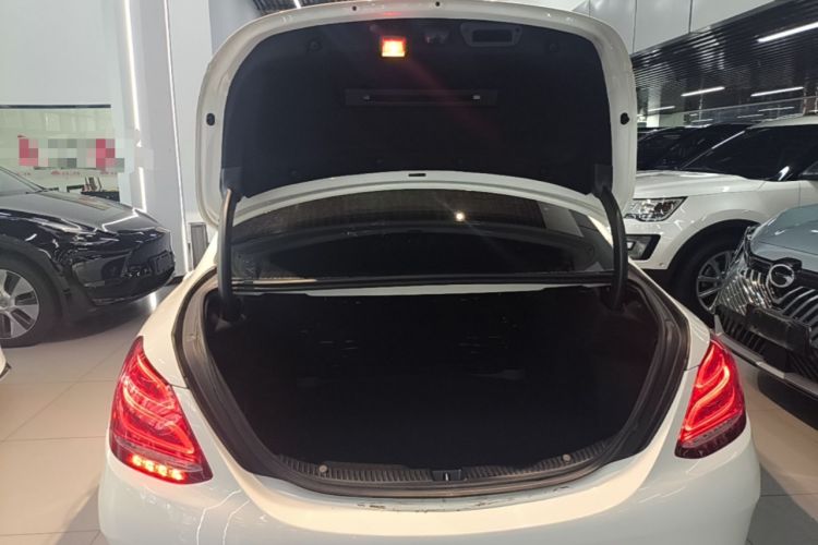 Used Mercedes-Benz C-Class 2016 C 200 Sport Edition Trunk