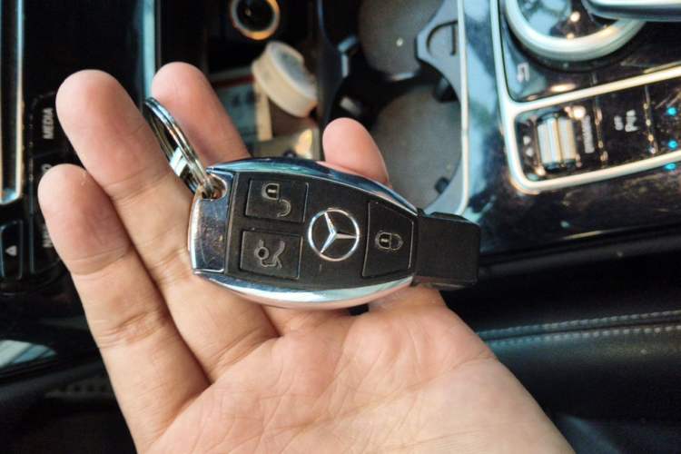 Used Mercedes-Benz C-Class 2016 C 200 Coupe Vehicle Key