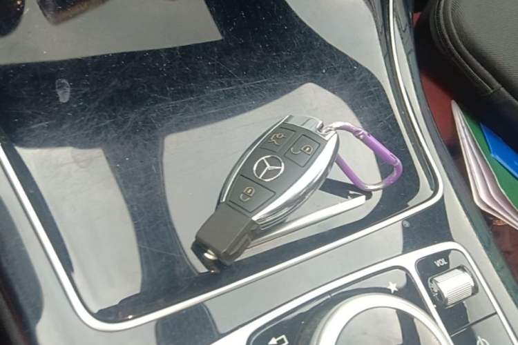 Used Mercedes-Benz C-Class 2016 C 200 Sport Edition Vehicle Key