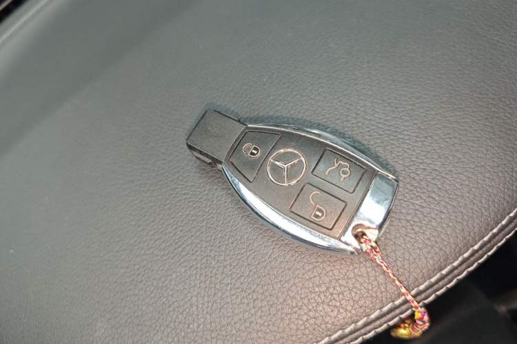 Used Mercedes-Benz C-Class 2016 C 200 4MATIC Coupe Vehicle Key