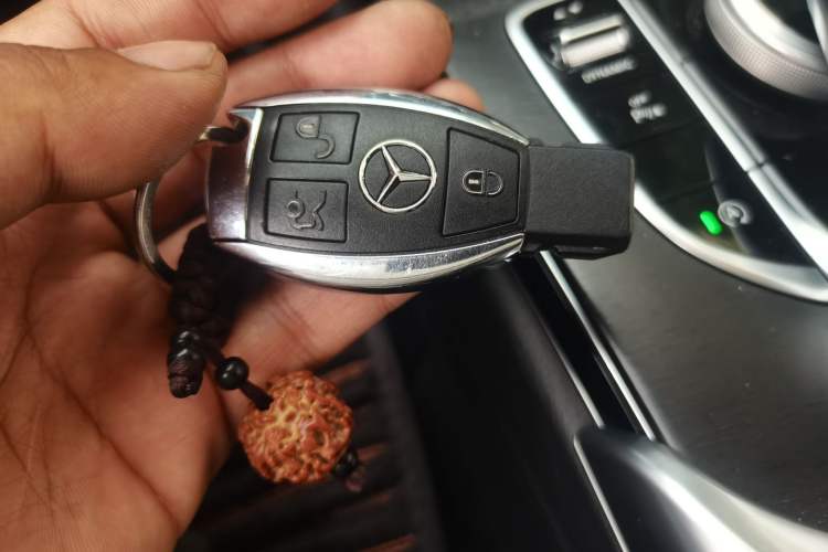 Used Mercedes-Benz C-Class 2016 C 200 L 4MATIC Sport Edition Vehicle Key