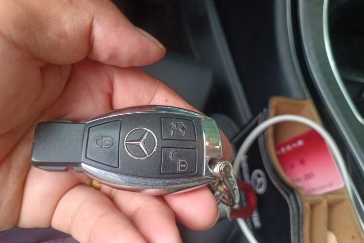 Used Mercedes-Benz C-Class 2016 C 200 L Sport Edition Vehicle Key
