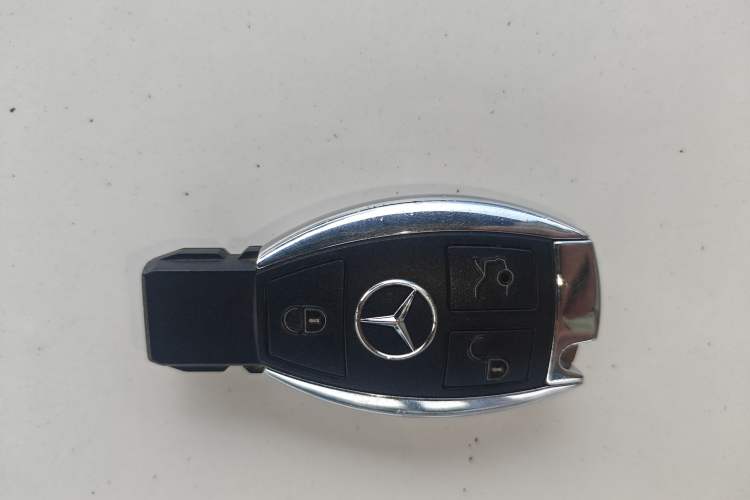Used Mercedes-Benz C-Class 2016 C 180 L Sport Edition Vehicle Key