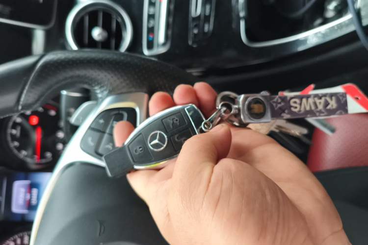 Used Mercedes-Benz C-Class 2016 C 200 Sport Edition Vehicle Key