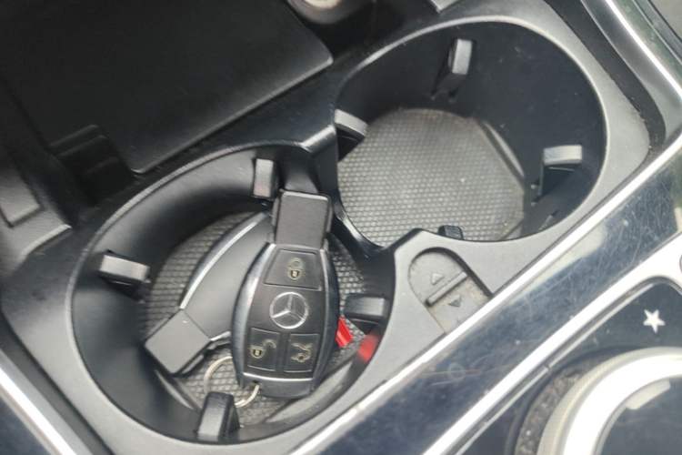 Used Mercedes-Benz C-Class 2016 C 200 Sport Edition Vehicle Key