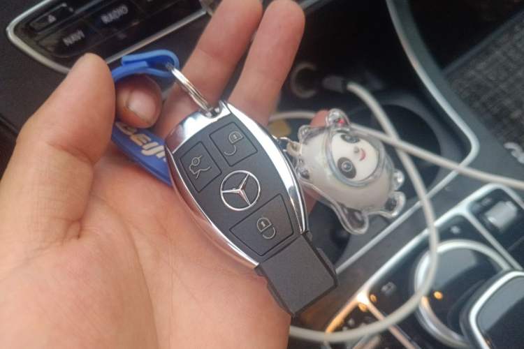 Used Mercedes-Benz C-Class 2016 C 200 L Sport Edition Vehicle Key