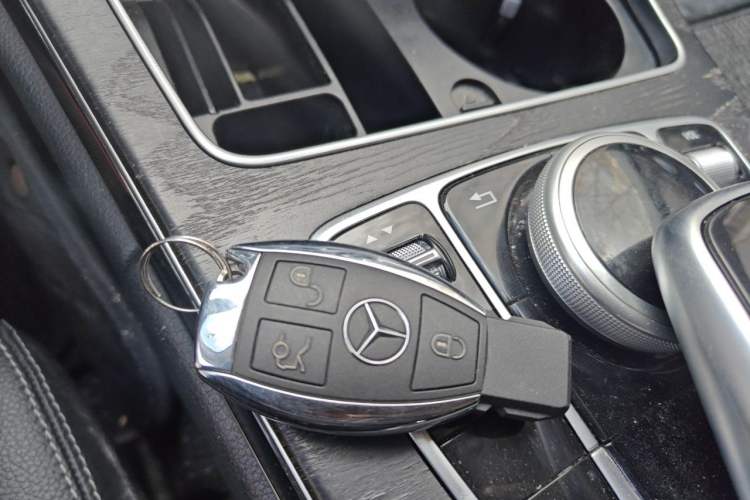 Used Mercedes-Benz C-Class 2016 C 180 L Sport Edition Vehicle Key