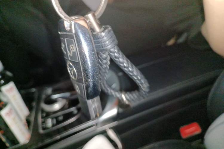 Used Mercedes-Benz C-Class 2016 C 200 L Sport Edition Vehicle Key