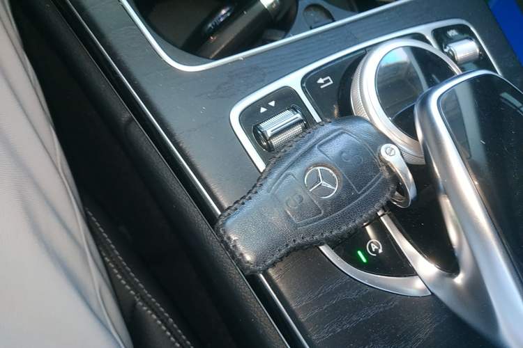 Used Mercedes-Benz C-Class 2016 C 180 Estate Vehicle Key