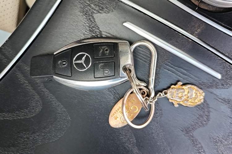 Used Mercedes-Benz C-Class 2016 C 200 L Sport Edition Vehicle Key