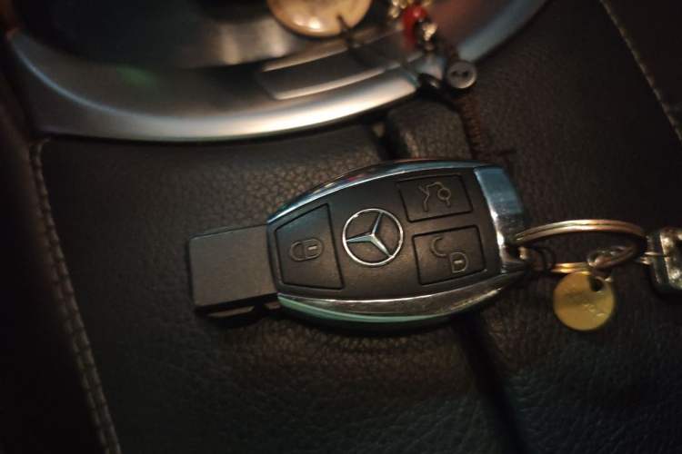 Used Mercedes-Benz C-Class 2016 C 200 Sport Edition Vehicle Key