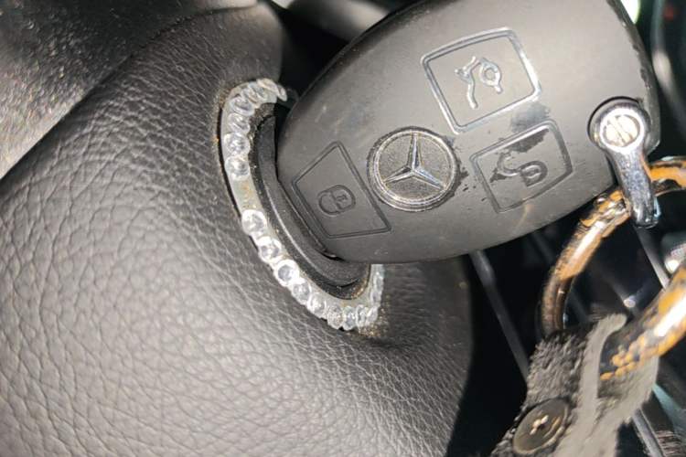 Used Mercedes-Benz C-Class 2016 C 200 L Sport Edition Vehicle Key