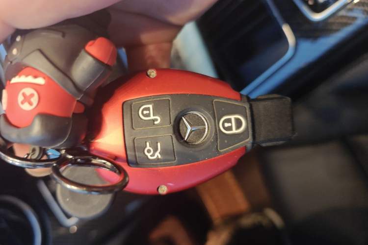 Used Mercedes-Benz C-Class 2016 C 200 Sport Edition Vehicle Key