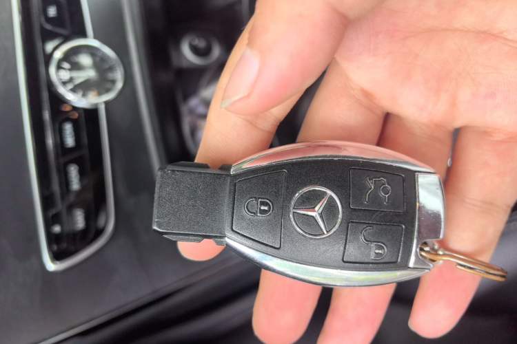 Used Mercedes-Benz C-Class 2016 C 180 L Sport Edition Vehicle Key