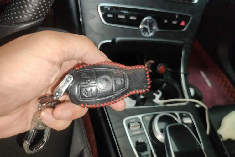 Used Mercedes-Benz C-Class 2016 C 200 L Sport Edition Vehicle Key